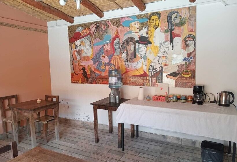 בית מלון כפרי Cactus Plaza