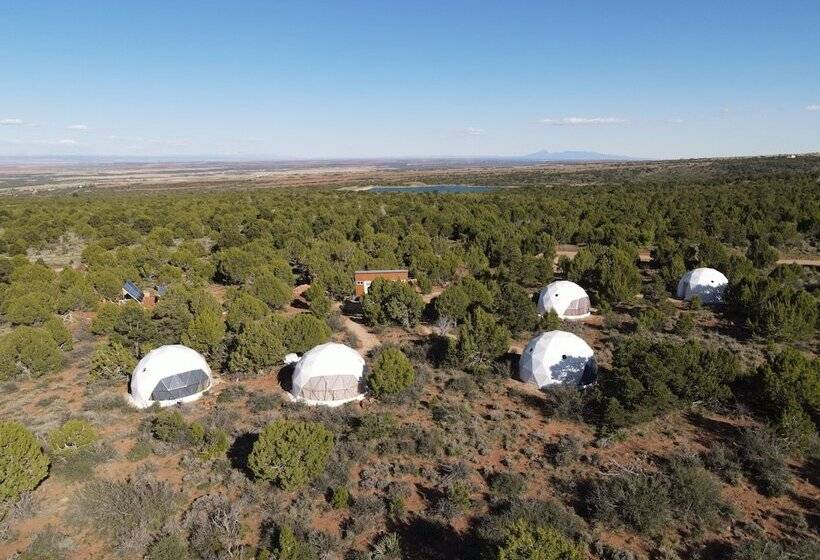 هتل Canyonlands Dome Resort