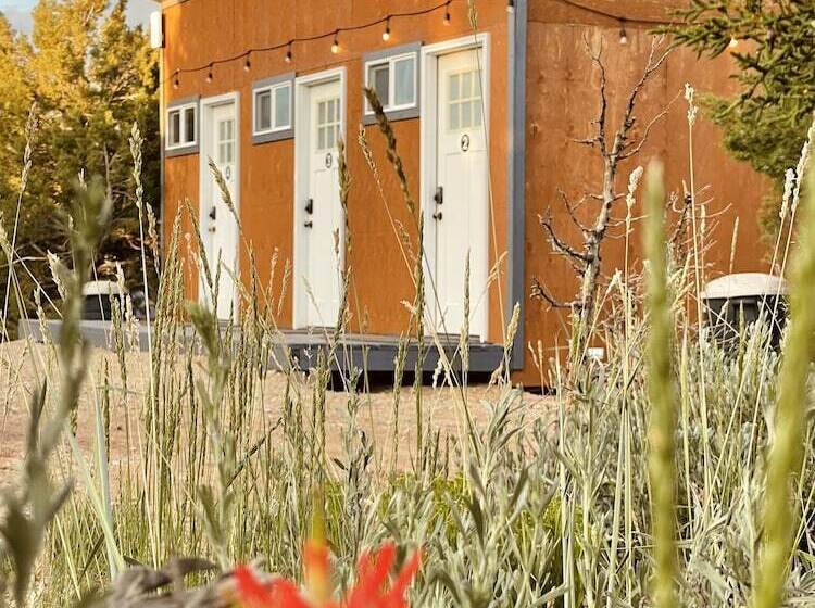 هتل Canyonlands Dome Resort