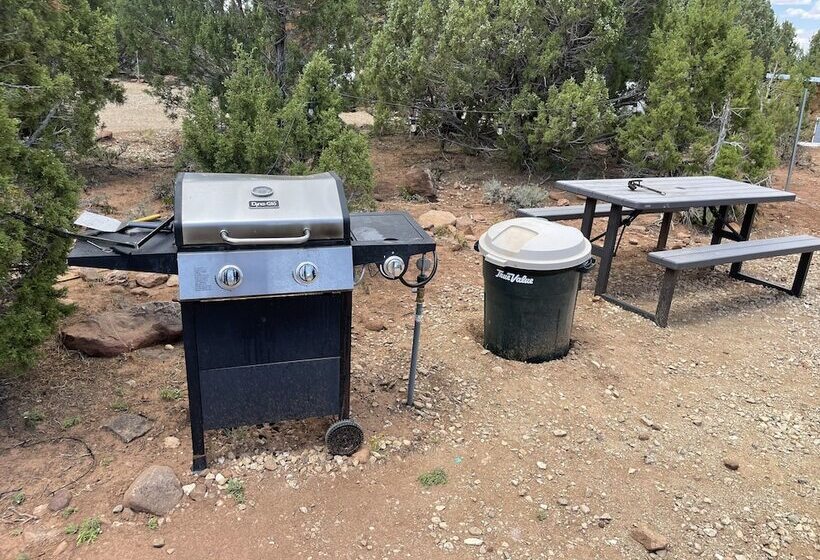 هتل Canyonlands Dome Resort