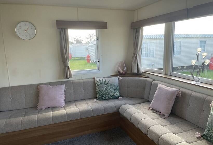 酒店 Captivating 2 Bed Caravan In Clacton On Sea