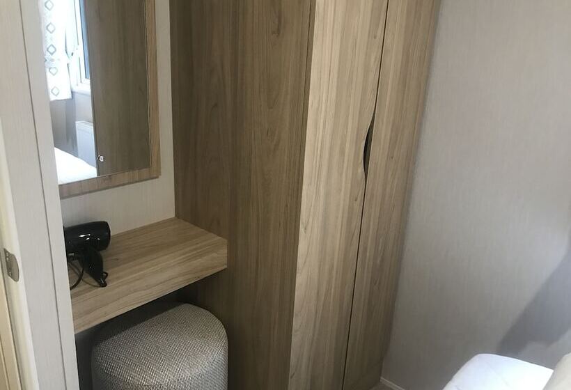 فندق Captivating 3 Bed Brand New Luxury Caravan