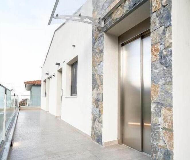 ホテル Celine S Rose