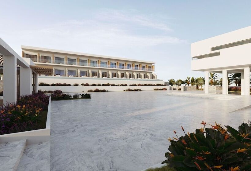 فندق Enorme Santanna Island