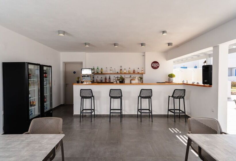 בית מלון כפרי Evripus Suites