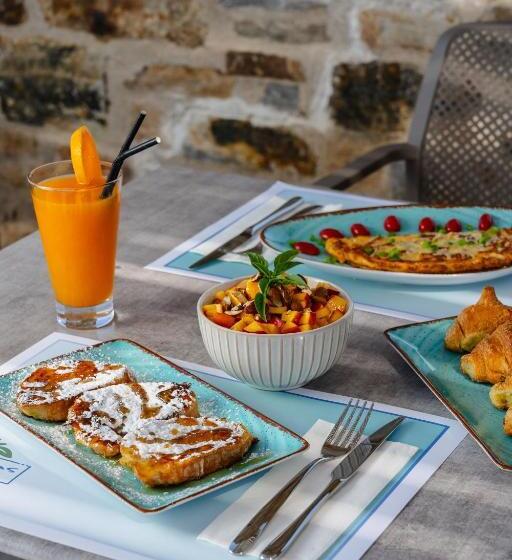 בית מלון כפרי Evripus Suites