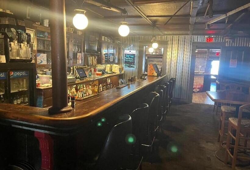 فندق Gamble Farm Inn And Suites