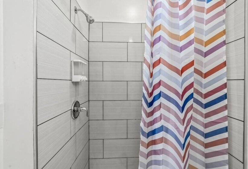 Отель Goodseed Suites Philadelphia Center