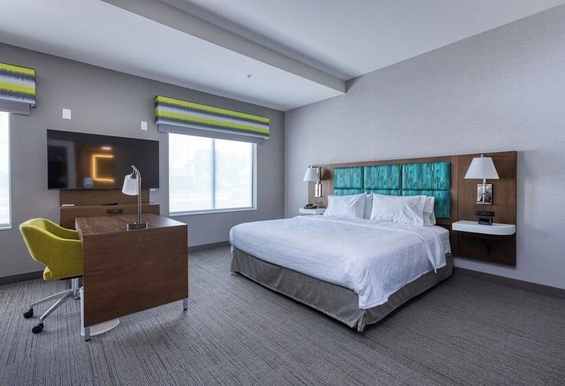 호텔 Hampton Inn & Suites Bakersfield Central