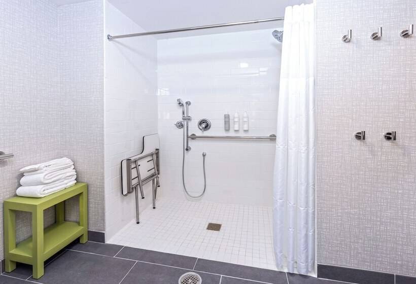 호텔 Hampton Inn & Suites Bakersfield Central