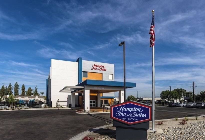 호텔 Hampton Inn & Suites Bakersfield Central