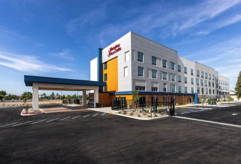 호텔 Hampton Inn & Suites Bakersfield Central
