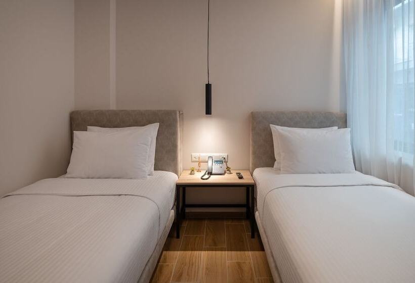 ホテル Ira   ηρα