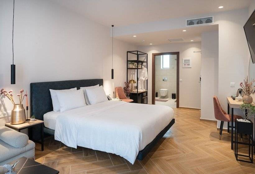 ホテル Ira   ηρα