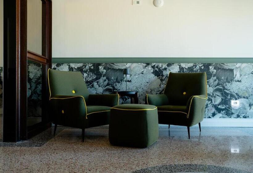 酒店 Lo Stemma Luxury Boutique