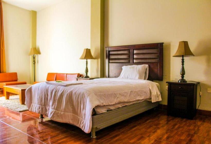 هتل Los Andes Suite Cajamarca