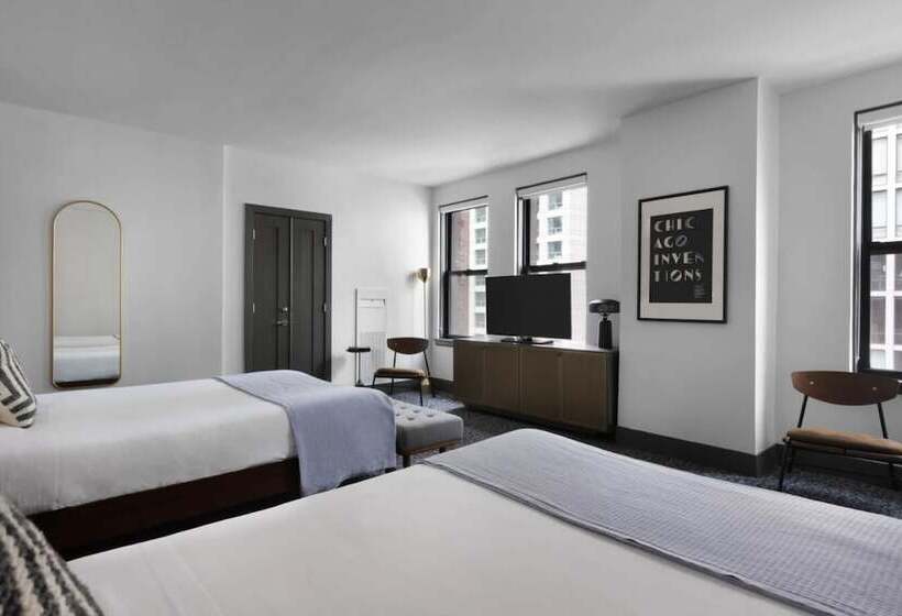 هتل Magnificent Mile Suites