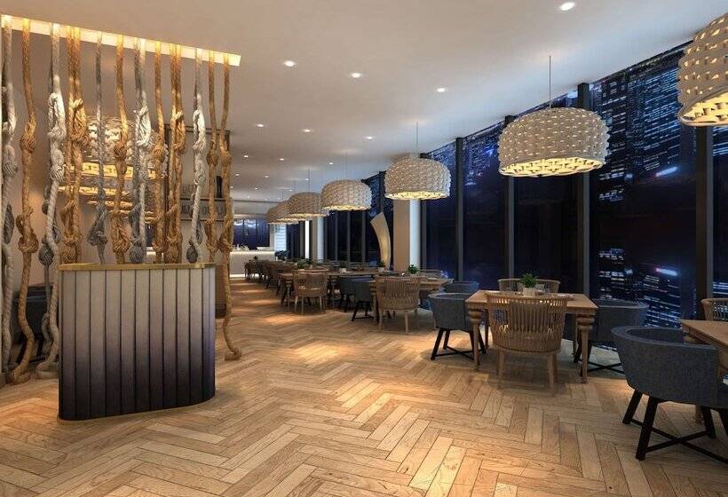 هتل Mercure Dubai Deira