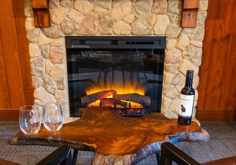 호텔 Mount Lemmon Lodge