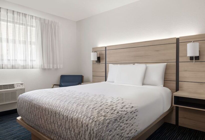 فندق Orange Grove Inn