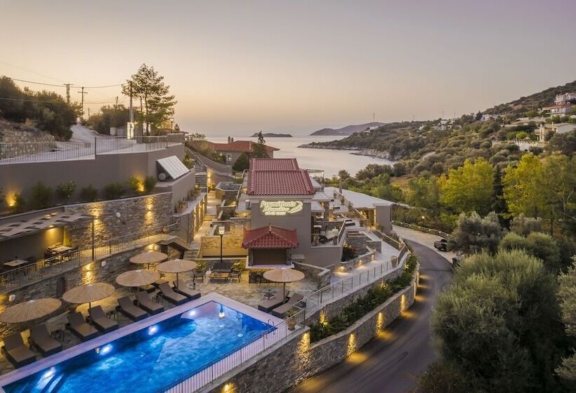 בית מלון כפרי Paramithenio Village Beach Resort & Spa