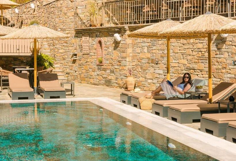 בית מלון כפרי Paramithenio Village Beach Resort & Spa