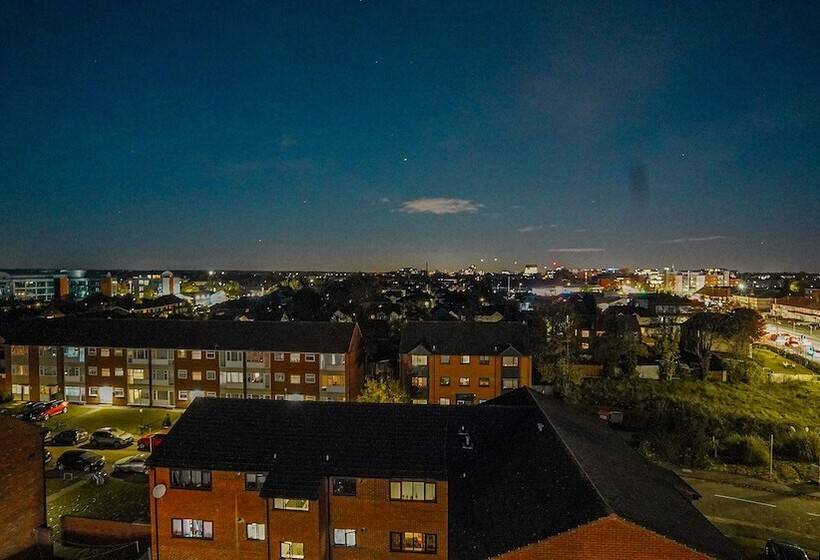 酒店 Penthouses In Slough