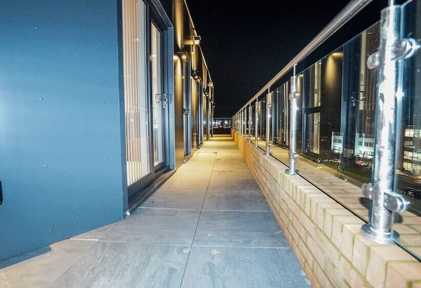 酒店 Penthouses In Slough