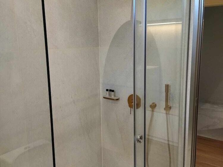 호텔 Piazza Suites