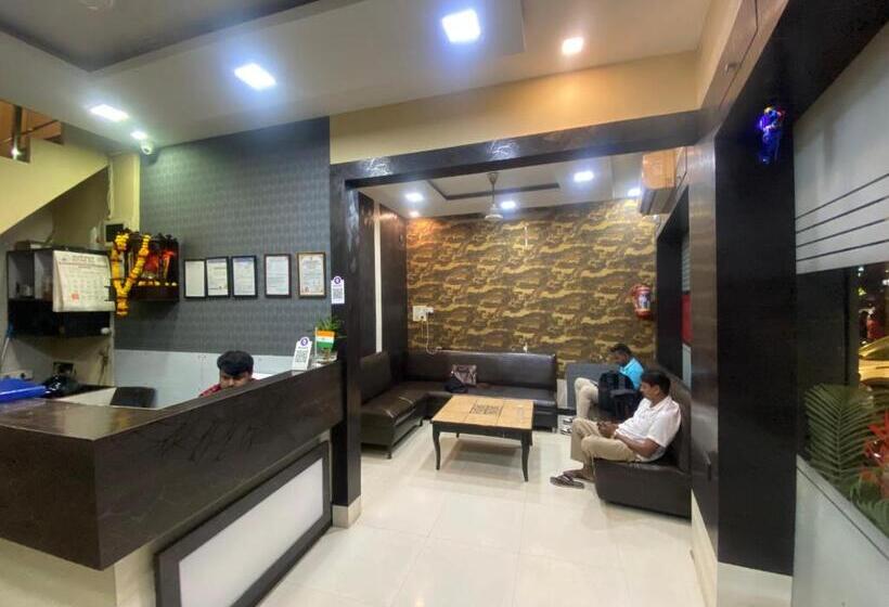 هتل Royal Grand   Near Mumbai International Airport