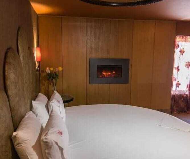 בית מלון כפרי Ruby Rooms Kifisia   Adults Only