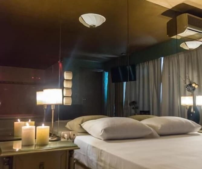 בית מלון כפרי Ruby Rooms Kifisia   Adults Only