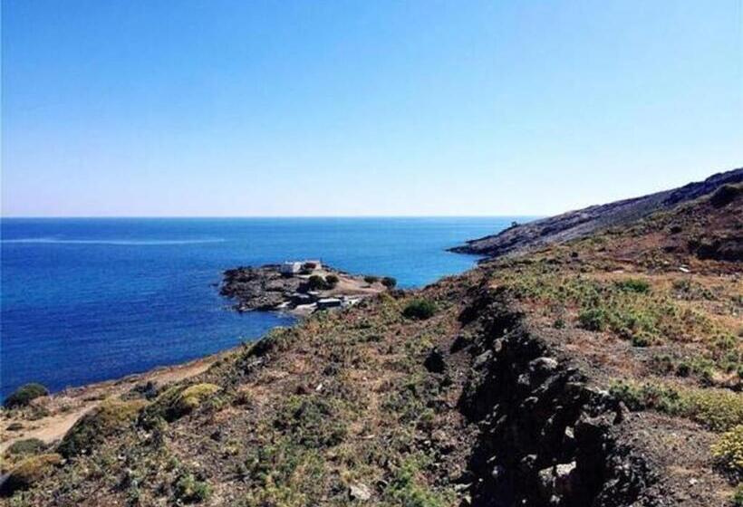 בית מלון כפרי Semeli Coast Mykonos, Curio Collection By Hilton