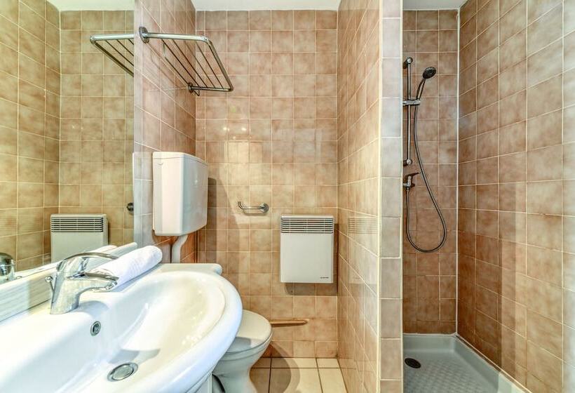 Отель Sowell Hôtels Les Jardins Du Cap