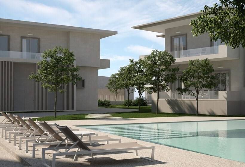 בית מלון כפרי Studio Nikiti Beach