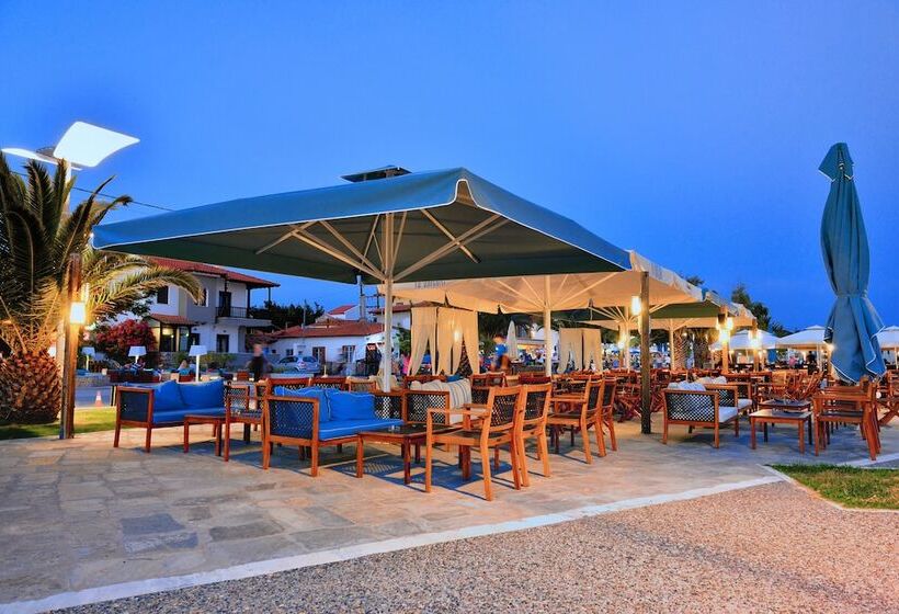 فندق Studio Nikiti Beach