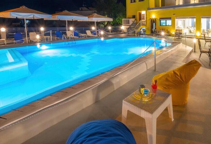 בית מלון כפרי Thassian Riviera