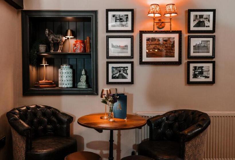 فندق The Ashford Arms