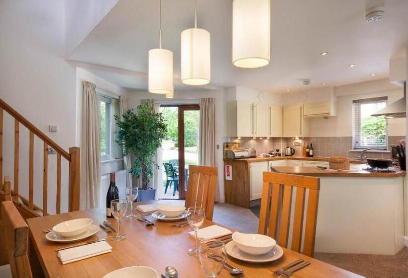 فندق The Valley Cottages