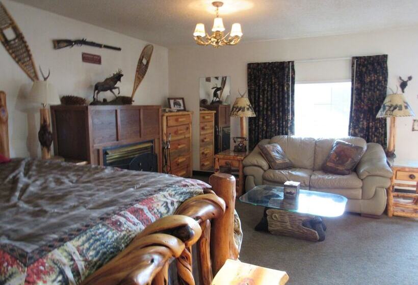 فندق The Woodsman Country Lodge