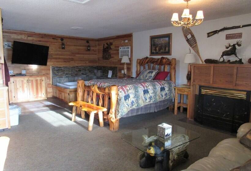 فندق The Woodsman Country Lodge