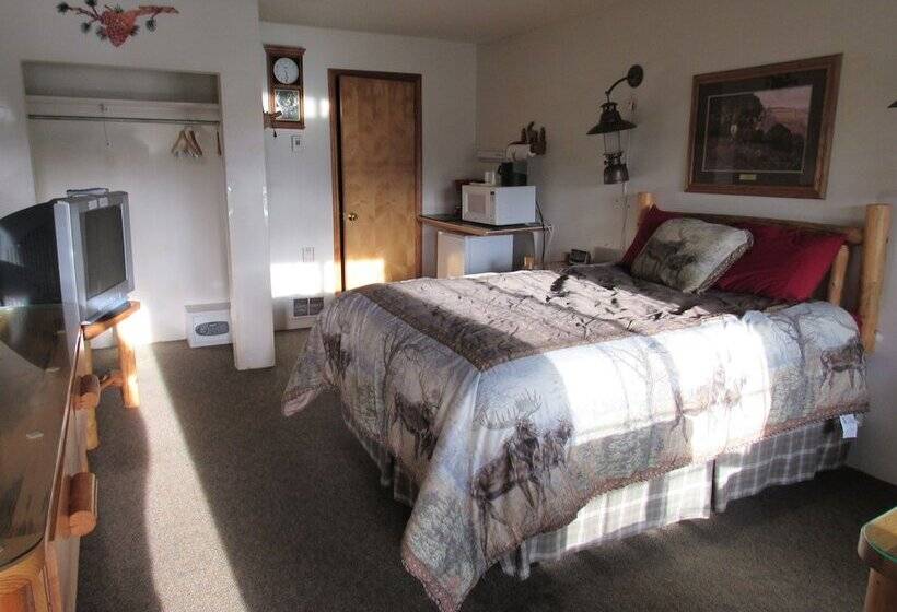 فندق The Woodsman Country Lodge