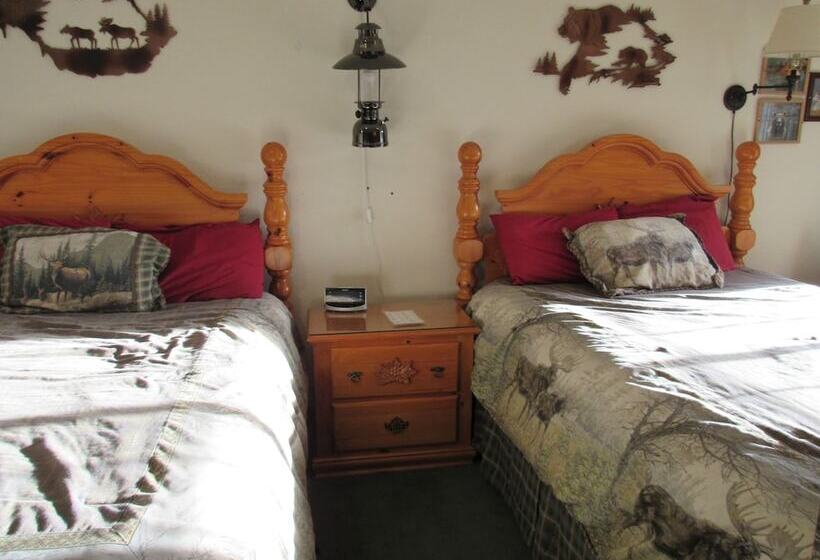 فندق The Woodsman Country Lodge