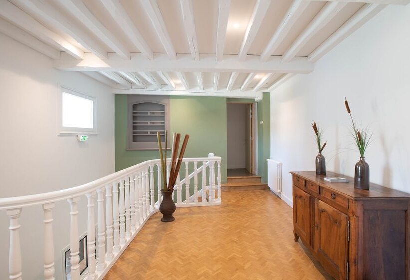 Logis Les Cepages Restaurant Le Raisin