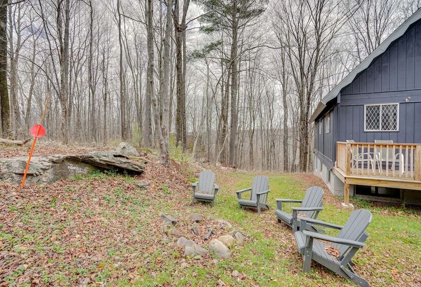 Hunter Mountain Home W/ Game Room: 1 Mi To Skiing!