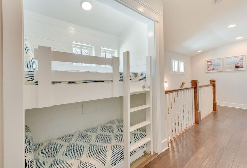 Idyllic Santa Rosa Beach Home: Near 30a Beaches!