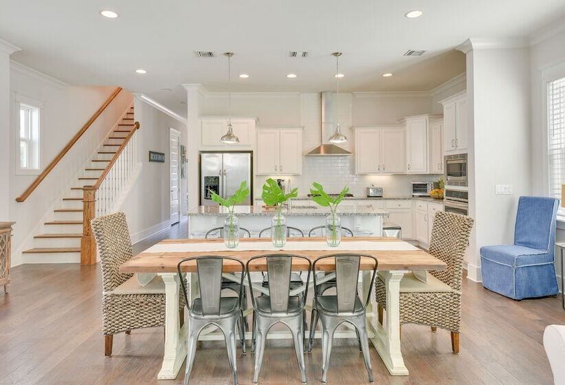 Idyllic Santa Rosa Beach Home: Near 30a Beaches!