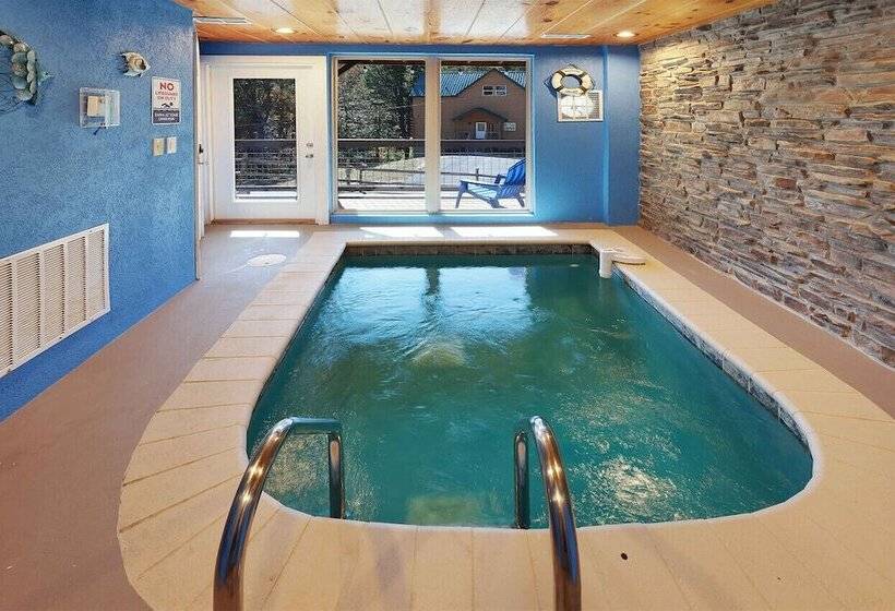 Family Oasis By Ghosal Luxury Lodging