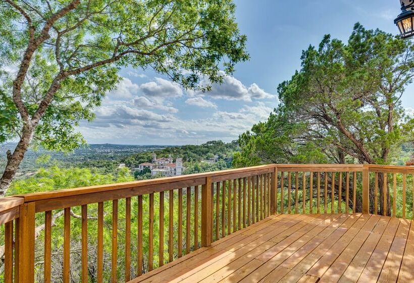 Jonestown Retreat W/ Deck: 6 Mi To Lake Travis!