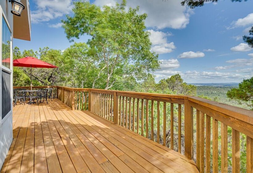 Jonestown Retreat W/ Deck: 6 Mi To Lake Travis!